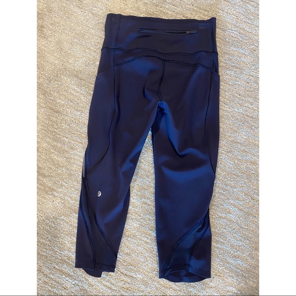 Lululemon Pace Perfect Crop 17" - Picture 3 of 5